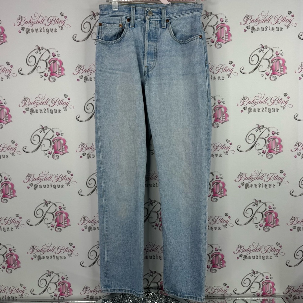 Levi's Light Blue Straight Leg Women's Jeans